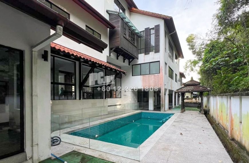 10-Bedroom Lux Bungalow with Private Pool @ Kota Damansara