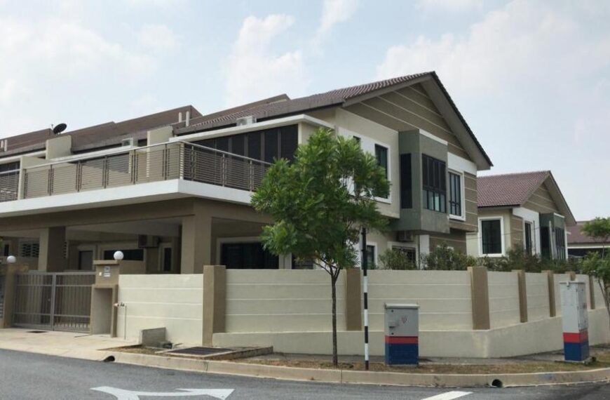 TAMAN NADA ALAM, BATANG BENAR, NILAI, SEREMBAN, NEGERI SEMBILAN Double Storey Link House for Sale 
